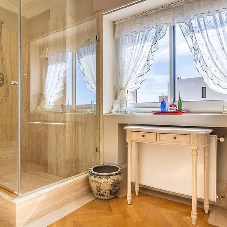 House Next To Charming Cathedral Garage Included Apartment Cadiz